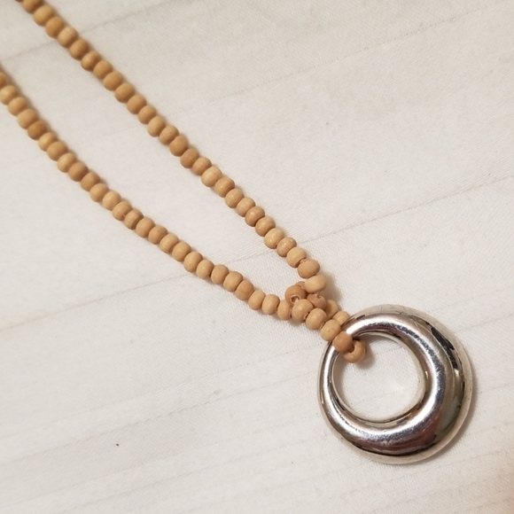 Silver Open Oval Wood Bead Necklace - Picture 3 of 6